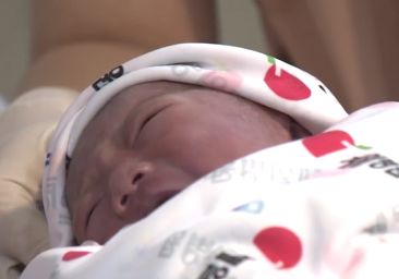 2018 첫 아기는 2.83㎏ 여자 아기첫 입국자는 중국 관광객