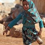 참치캔 의족 끼우던 시리아 소녀···두 발이 찾아왔다